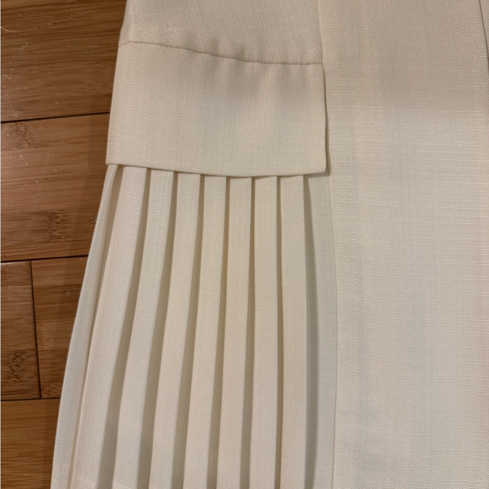 Sleeveless Cream Pleated Hem Mini Dress - Picture 6 of 7